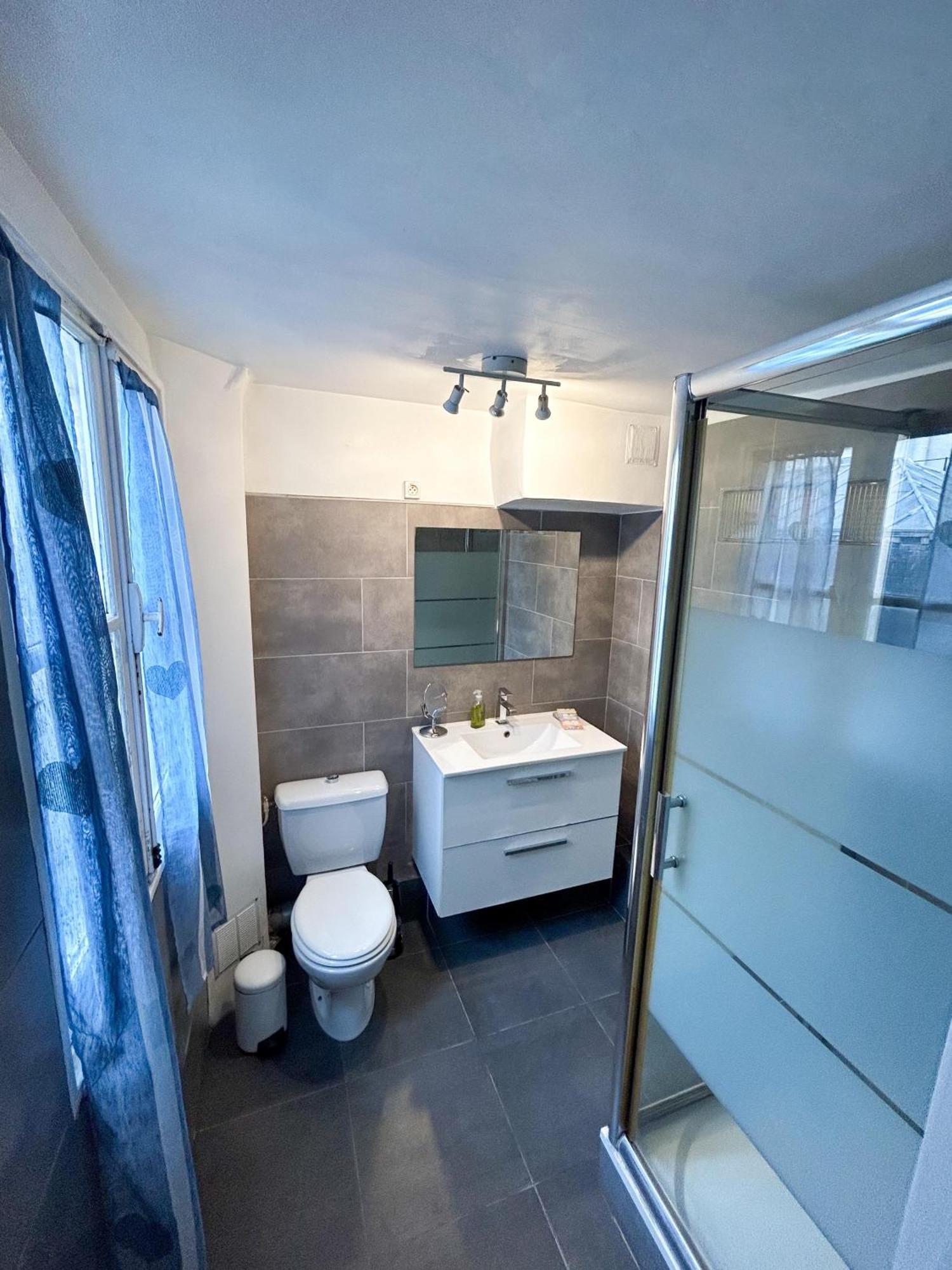 Spacious Apartment In Montparnasse Paris Ngoại thất bức ảnh